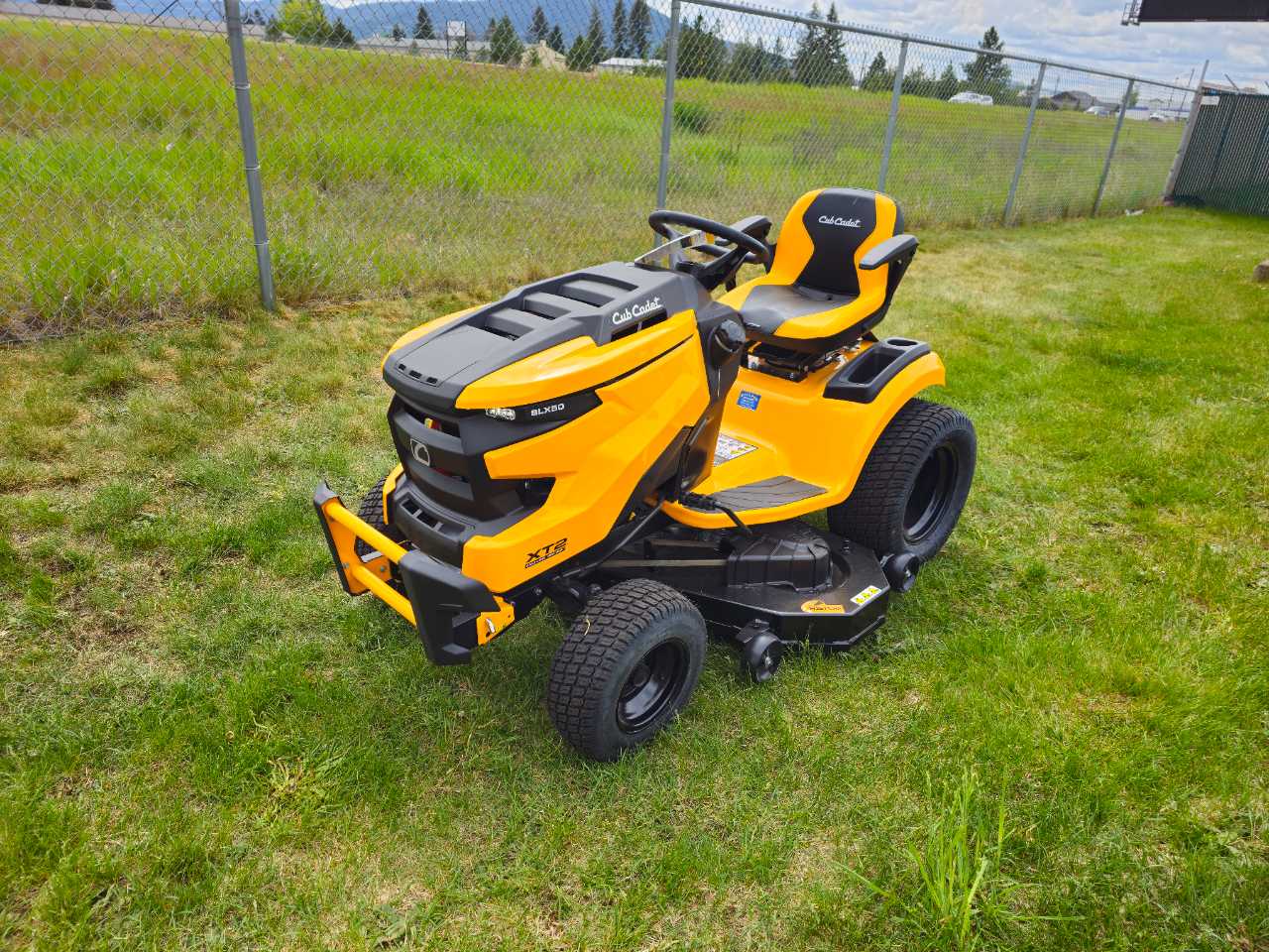 Cub Cadet XT2 SLX50 Image