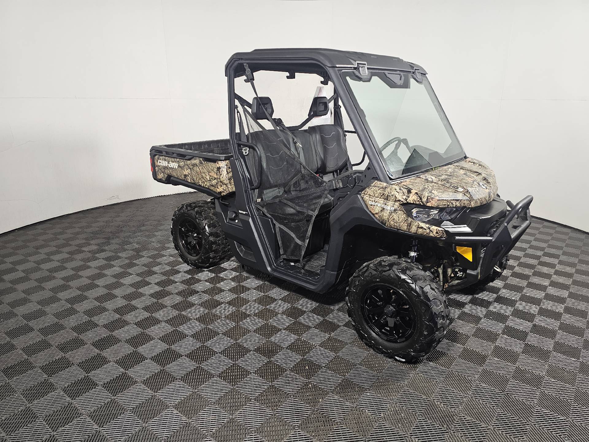 2022 Can Am Can-am Defender Hd9