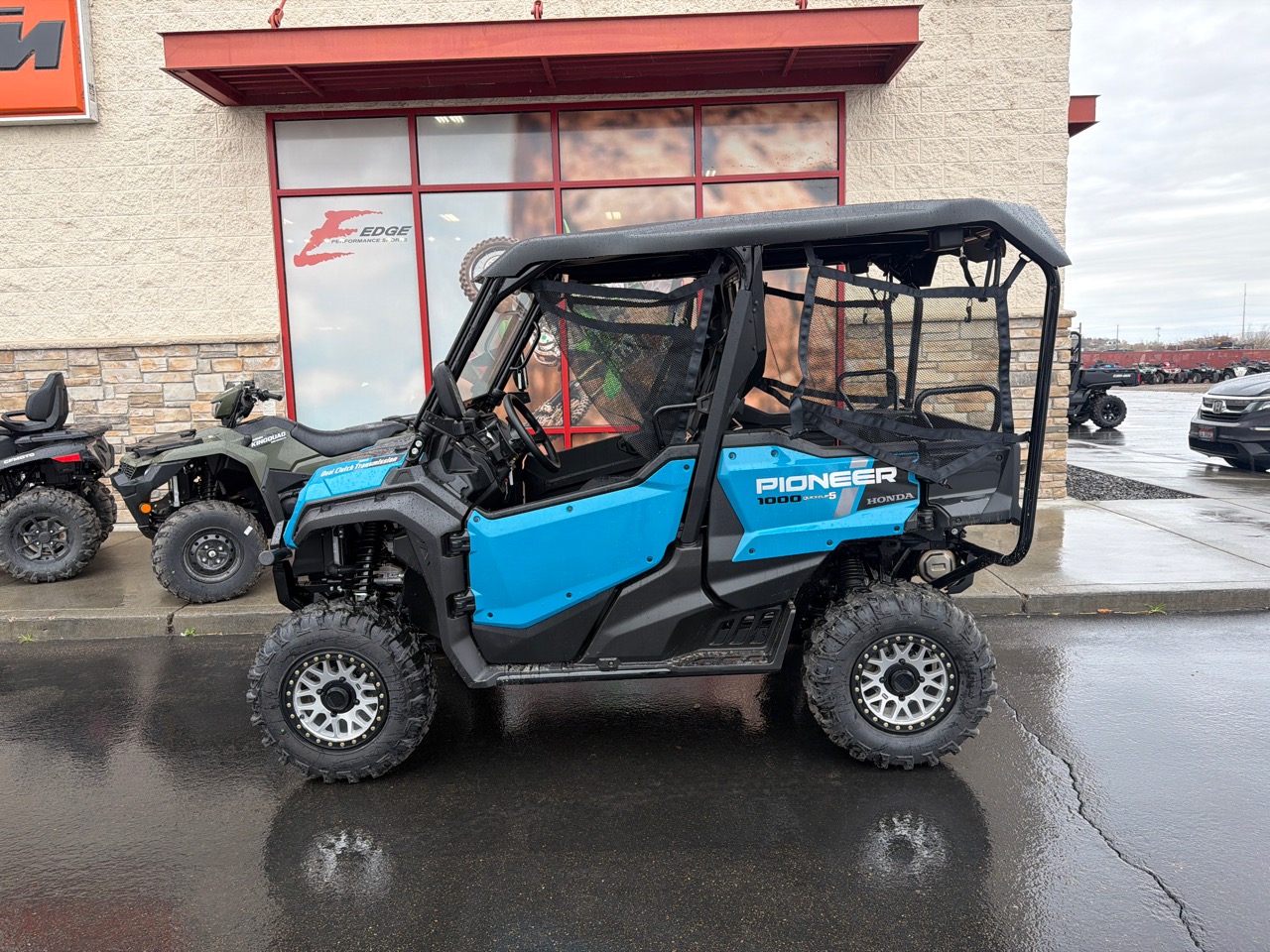2025 Honda PIONEER 1000-5 DELUXE