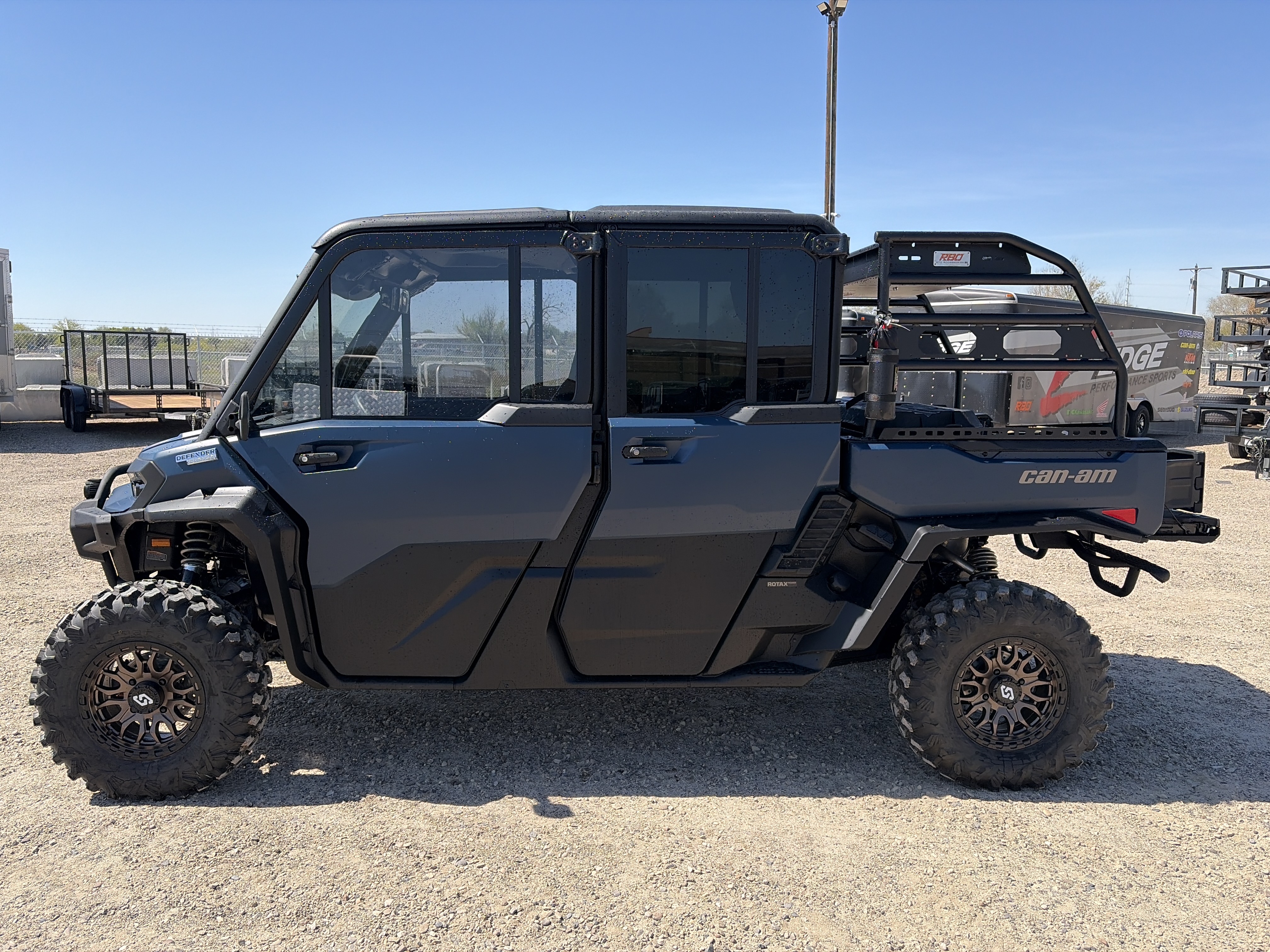 2026 Can-Am DEFENDER MAX LTD HD11