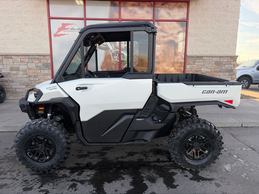 2026 Can-Am DEFENDER LTD HD11