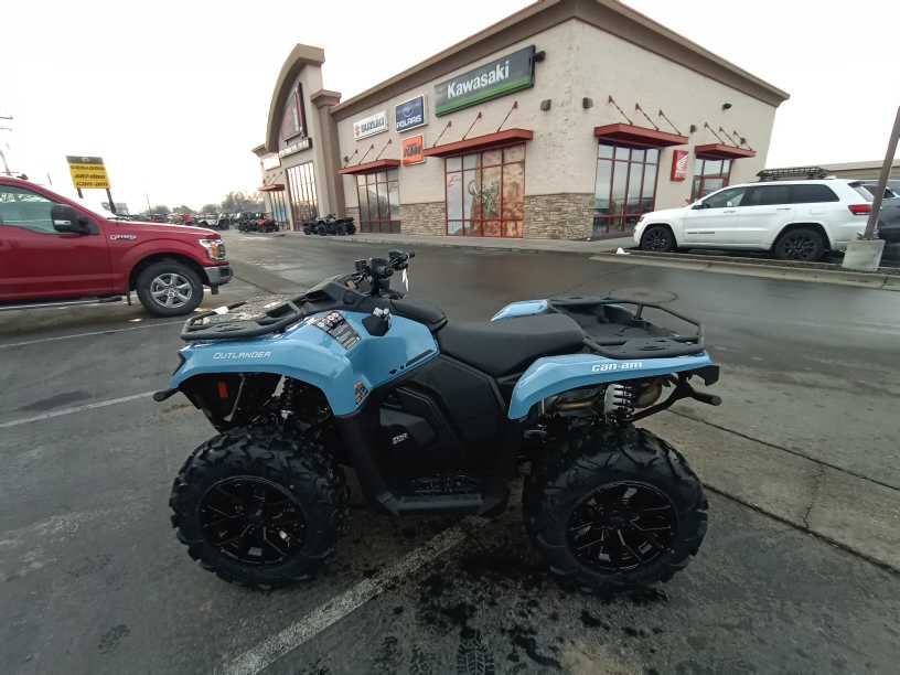 2026 Can-Am OUTLANDER XT 700