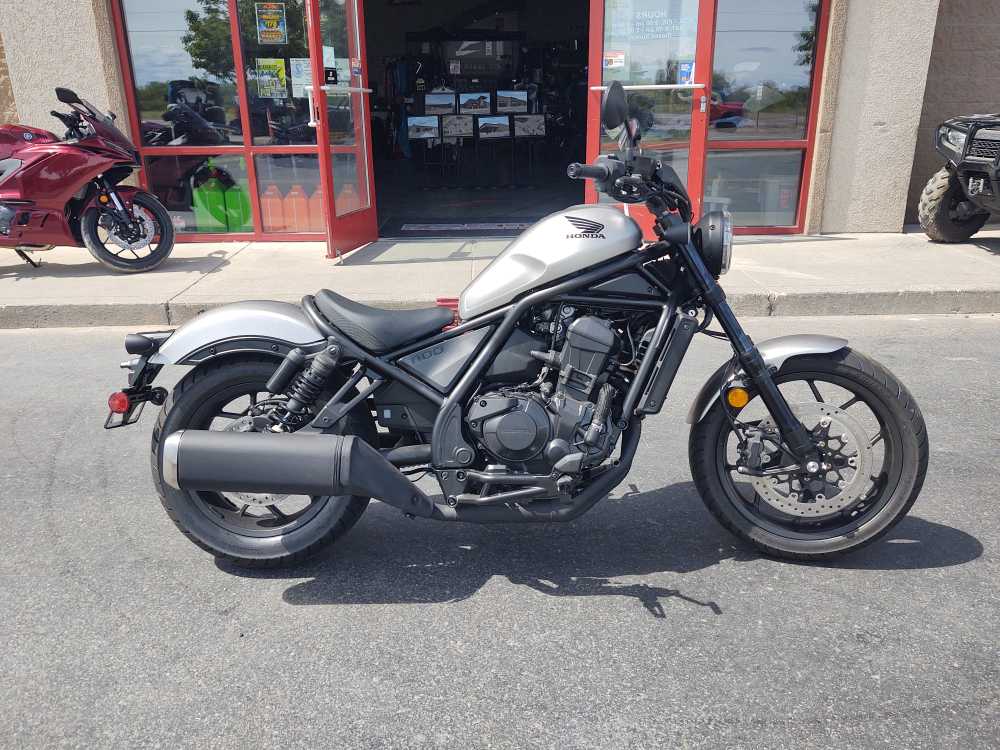 2026 Honda REBEL 300 E-CLUTCH