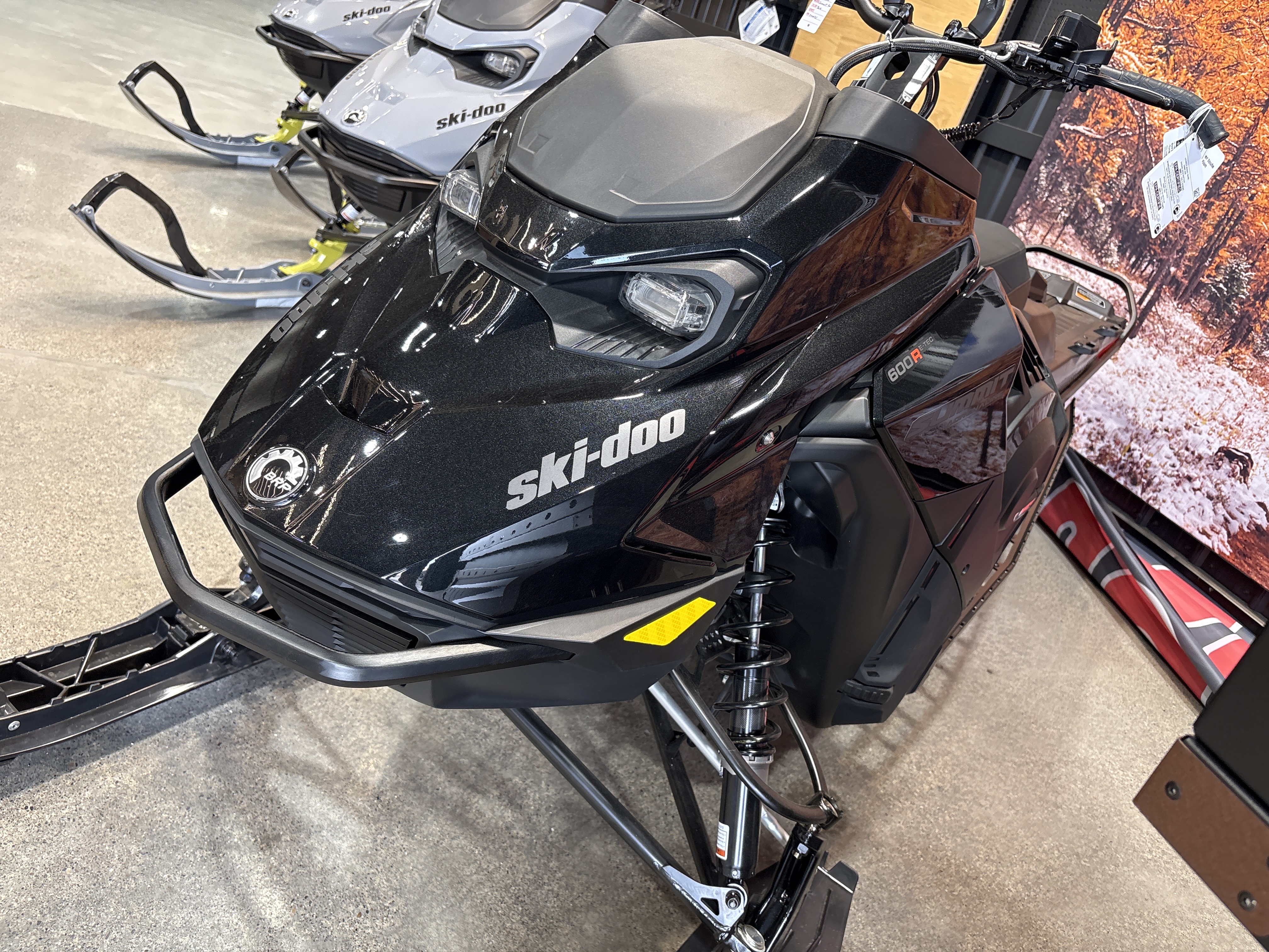 2026 Ski-Doo SUMMIT EDGE 600R S HAC 154 2.5  E-TEC®