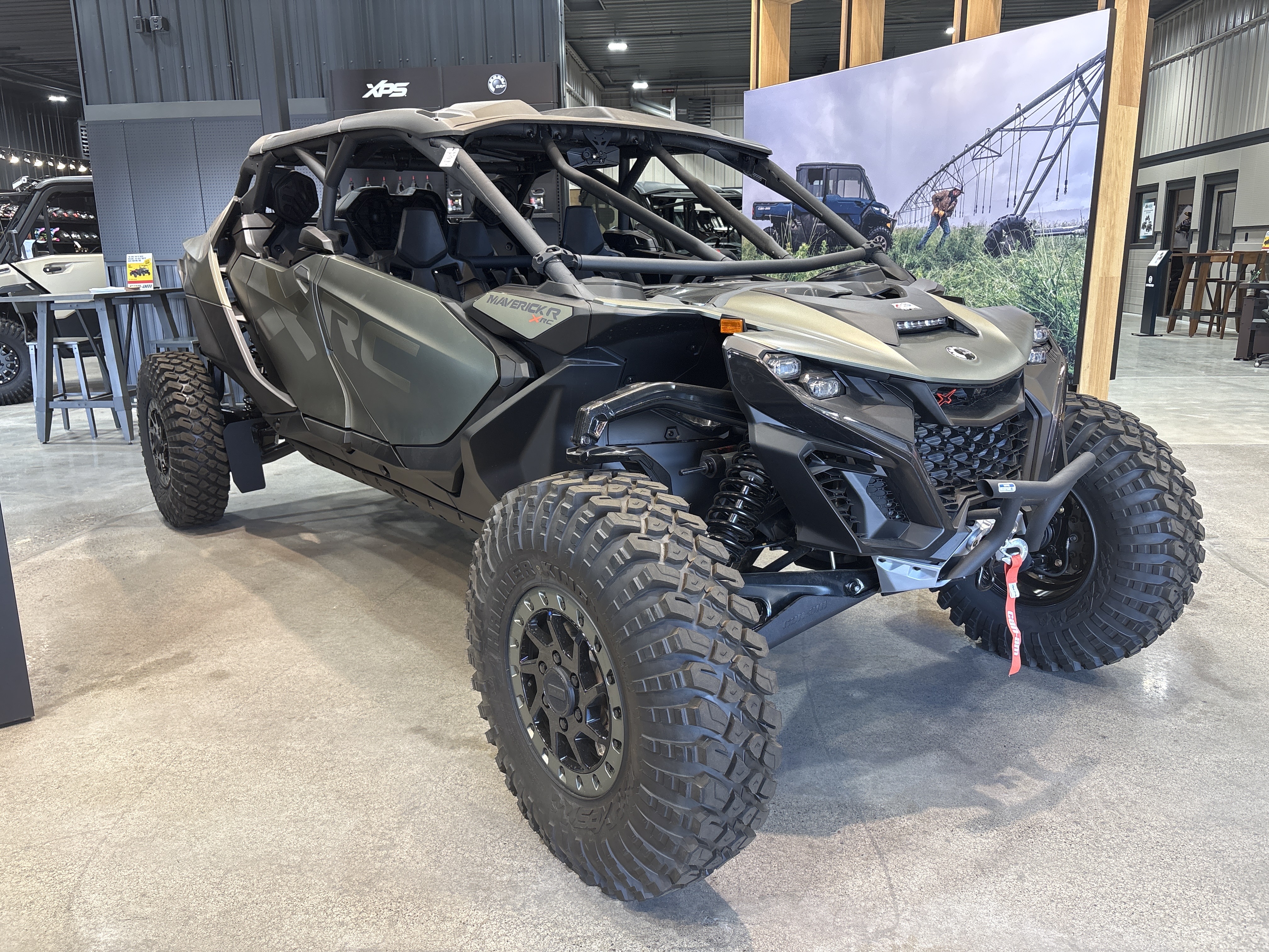 2026 Can-Am MAVERICK R MAX X RC WITH SMART S-SHOX 999T DCT