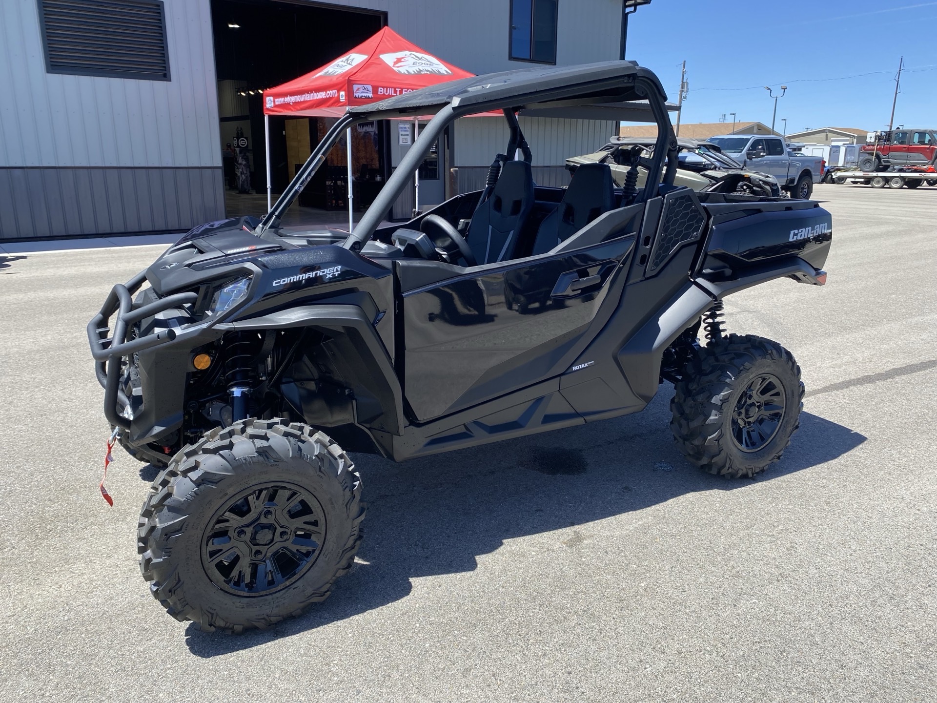 2026 Can-Am COMMANDER XT 1000R