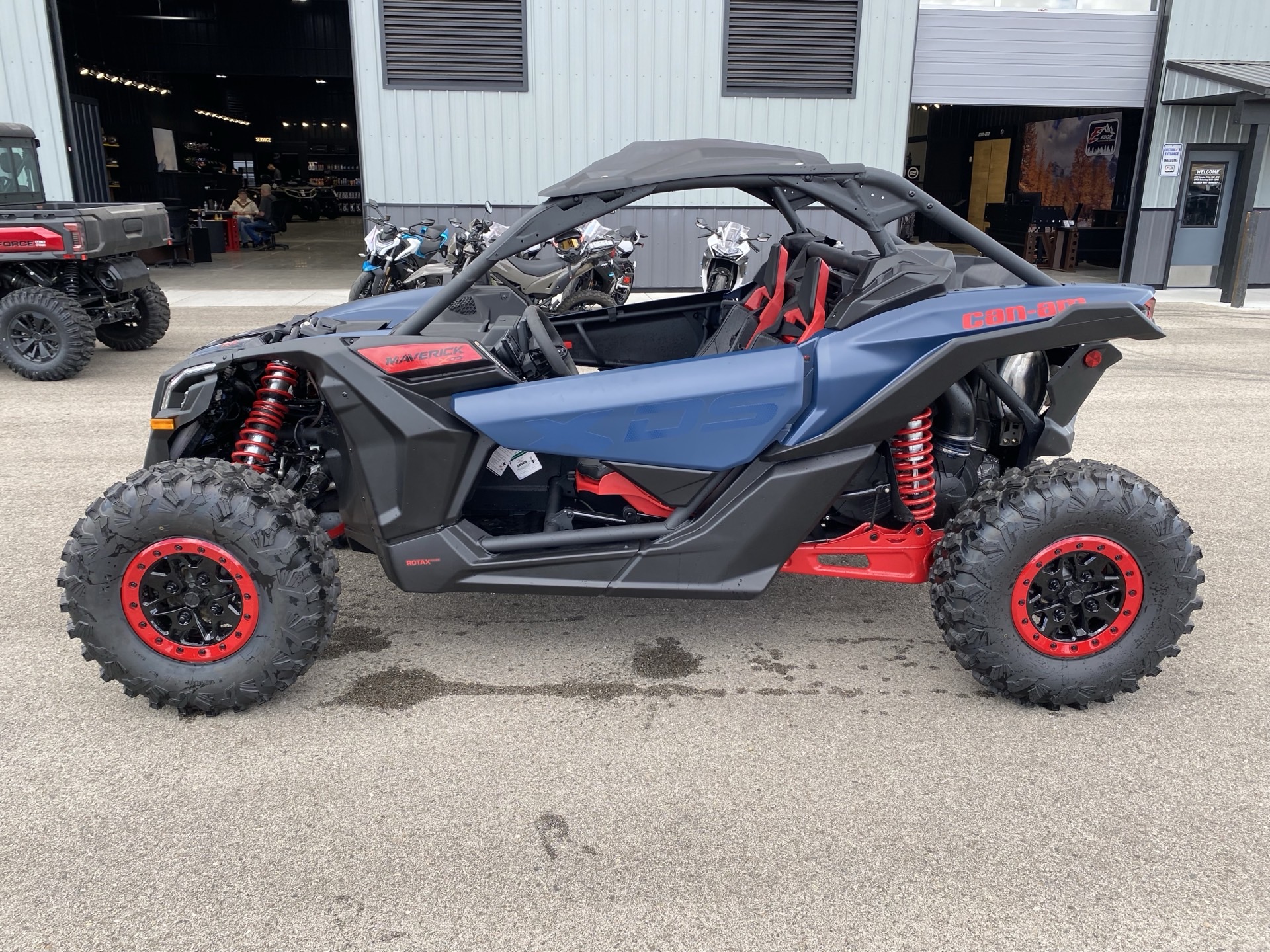 2026 Can-Am MAVERICK X3 X DS TURBO RR WITH 10.25 INFO