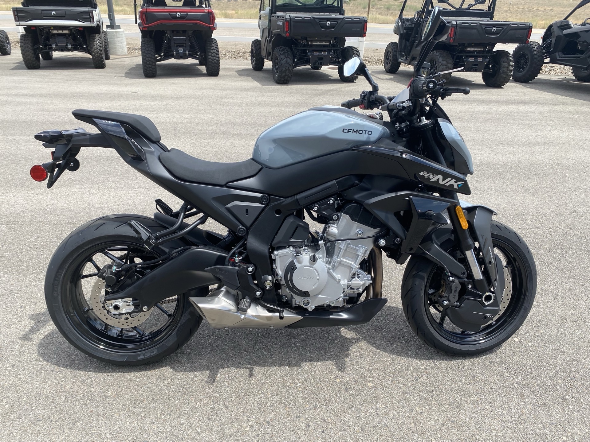 2026 Cfmoto 675 NK