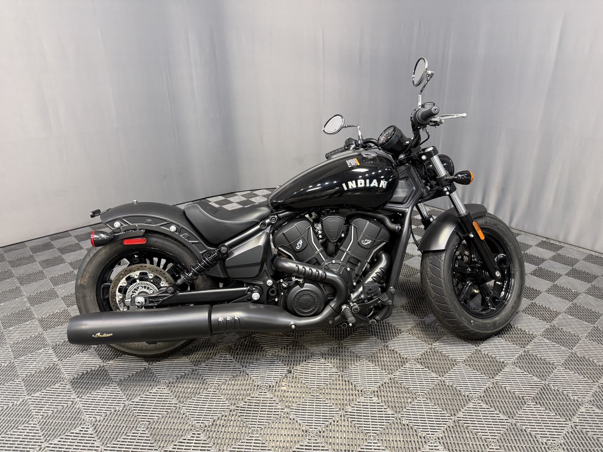 2025 INDIAN SCOUT BOBBER SIXTY, 49S