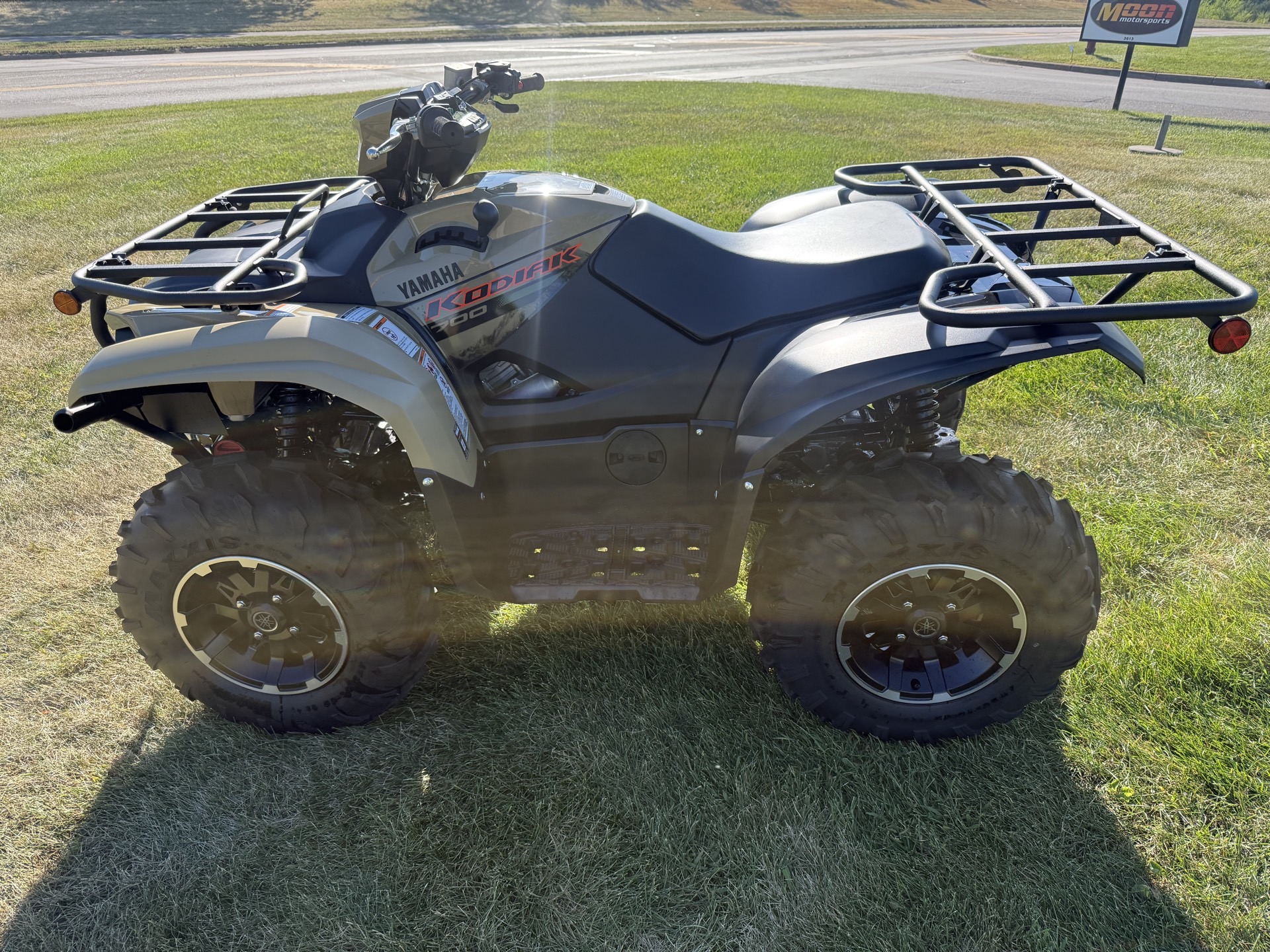 2027 YAMAHA KODIAK 700 EPS XT-R FALL BEIGE YAMAHA BLACK