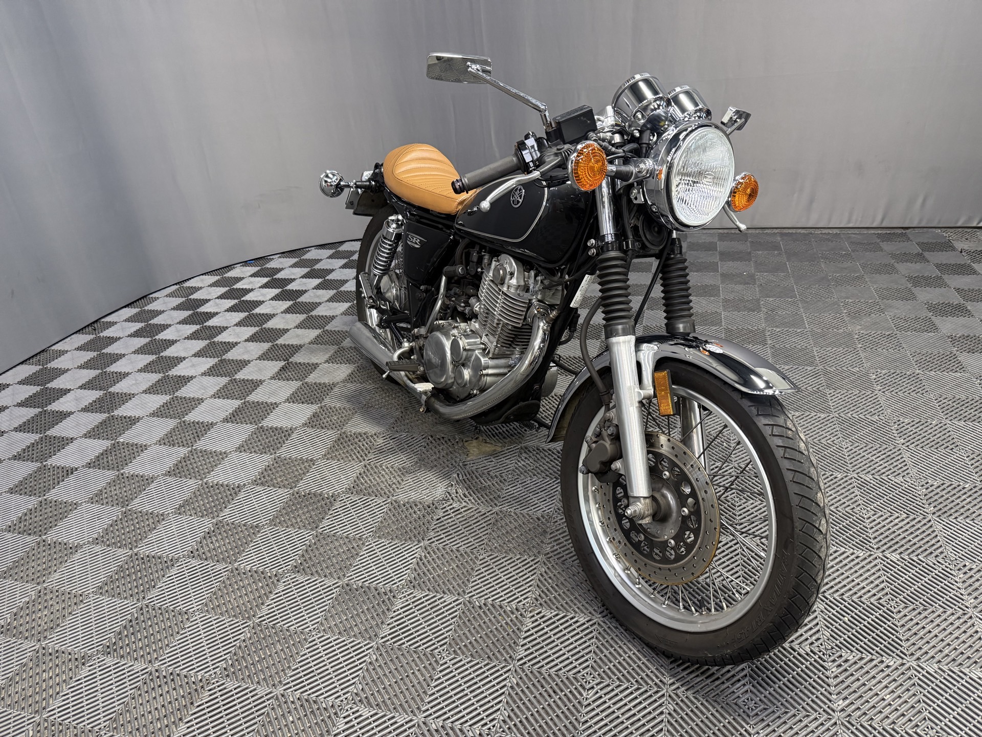 2015 YAMAHA SR400