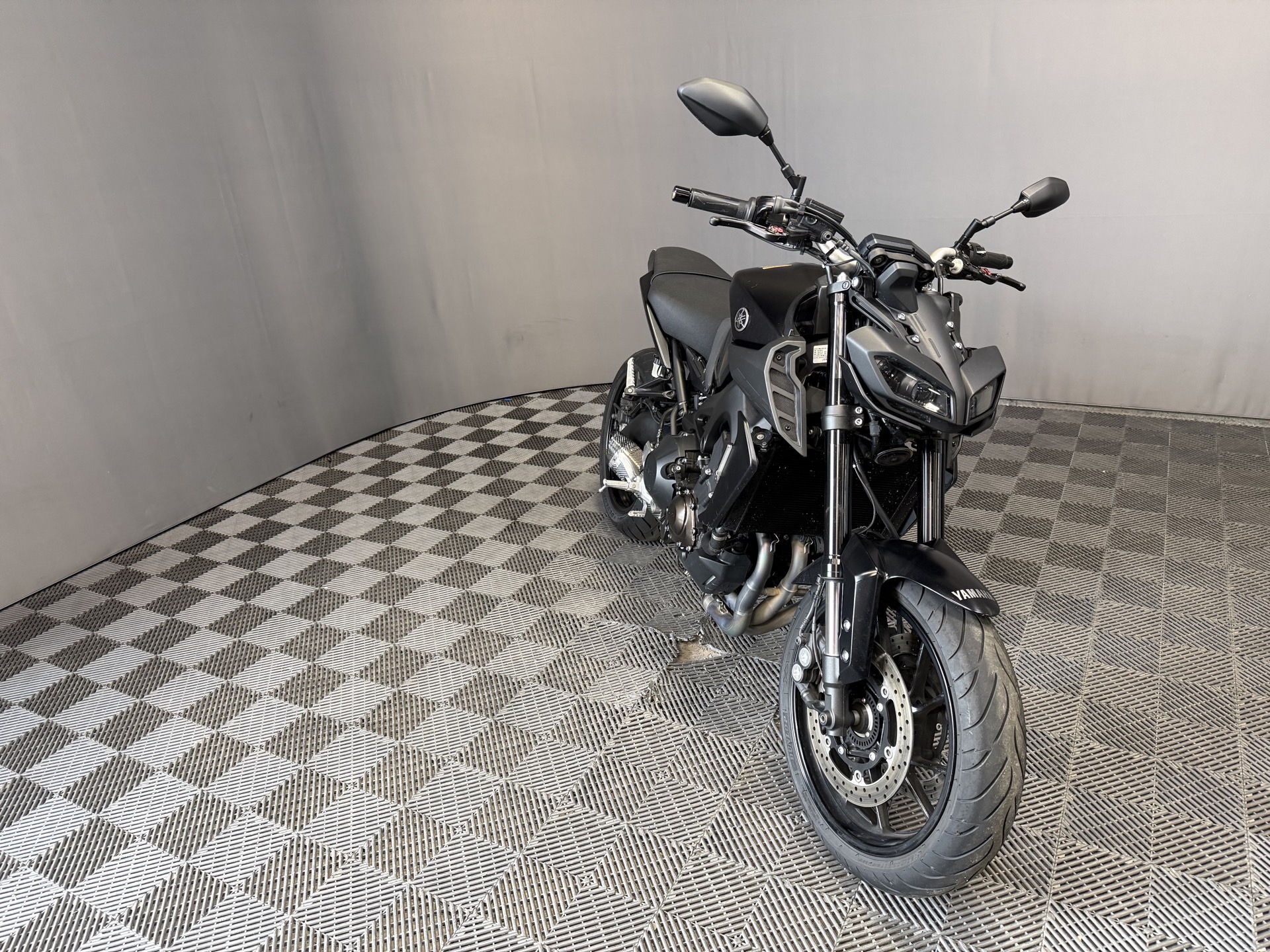 2019 YAMAHA MT 9