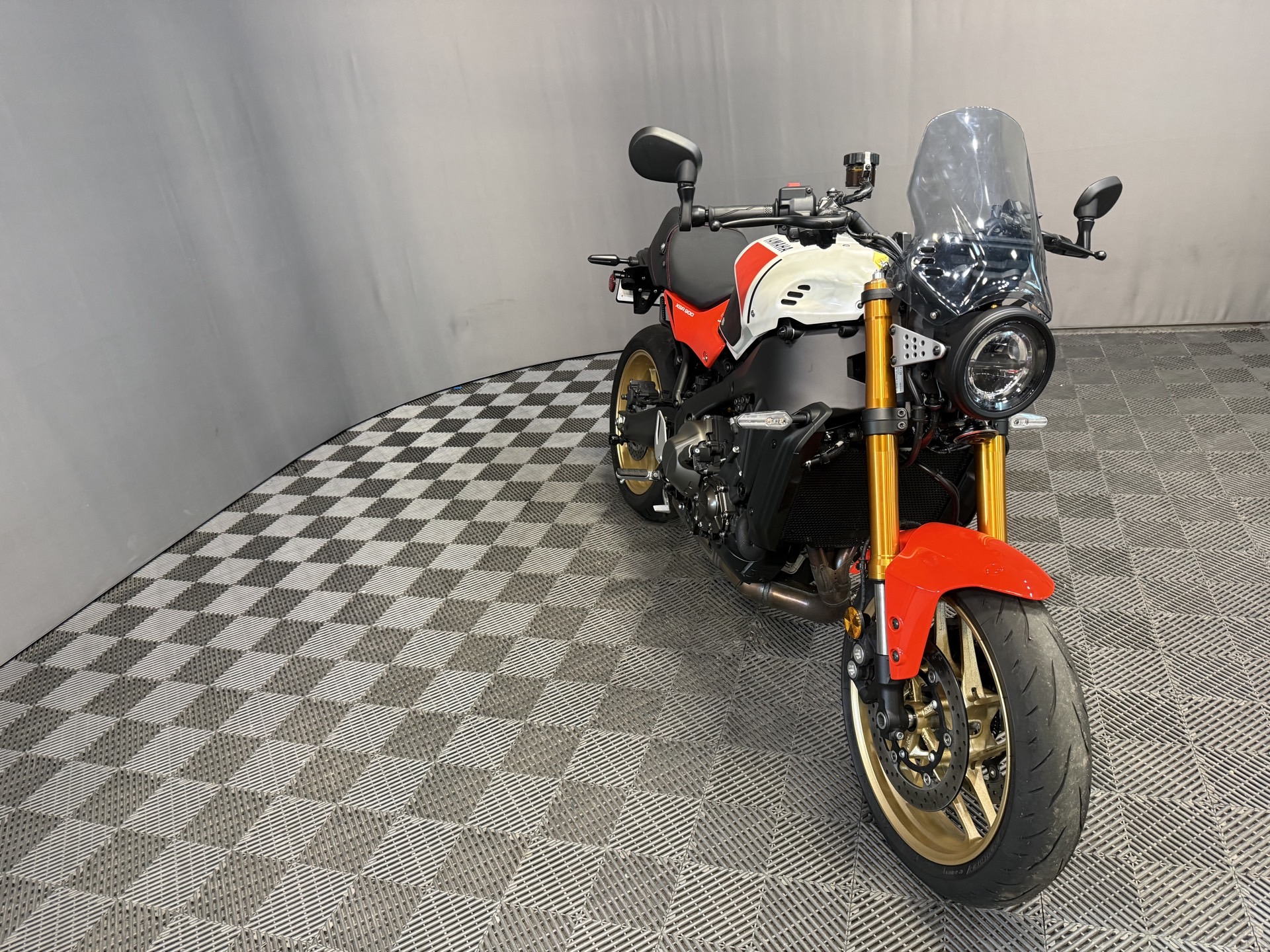 2026 YAMAHA XSR 900 HERITAGE WHITE