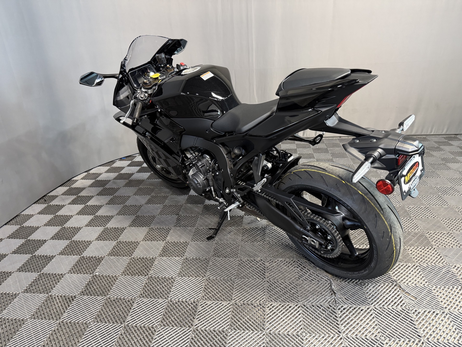 2027 YAMAHA YZF-R9