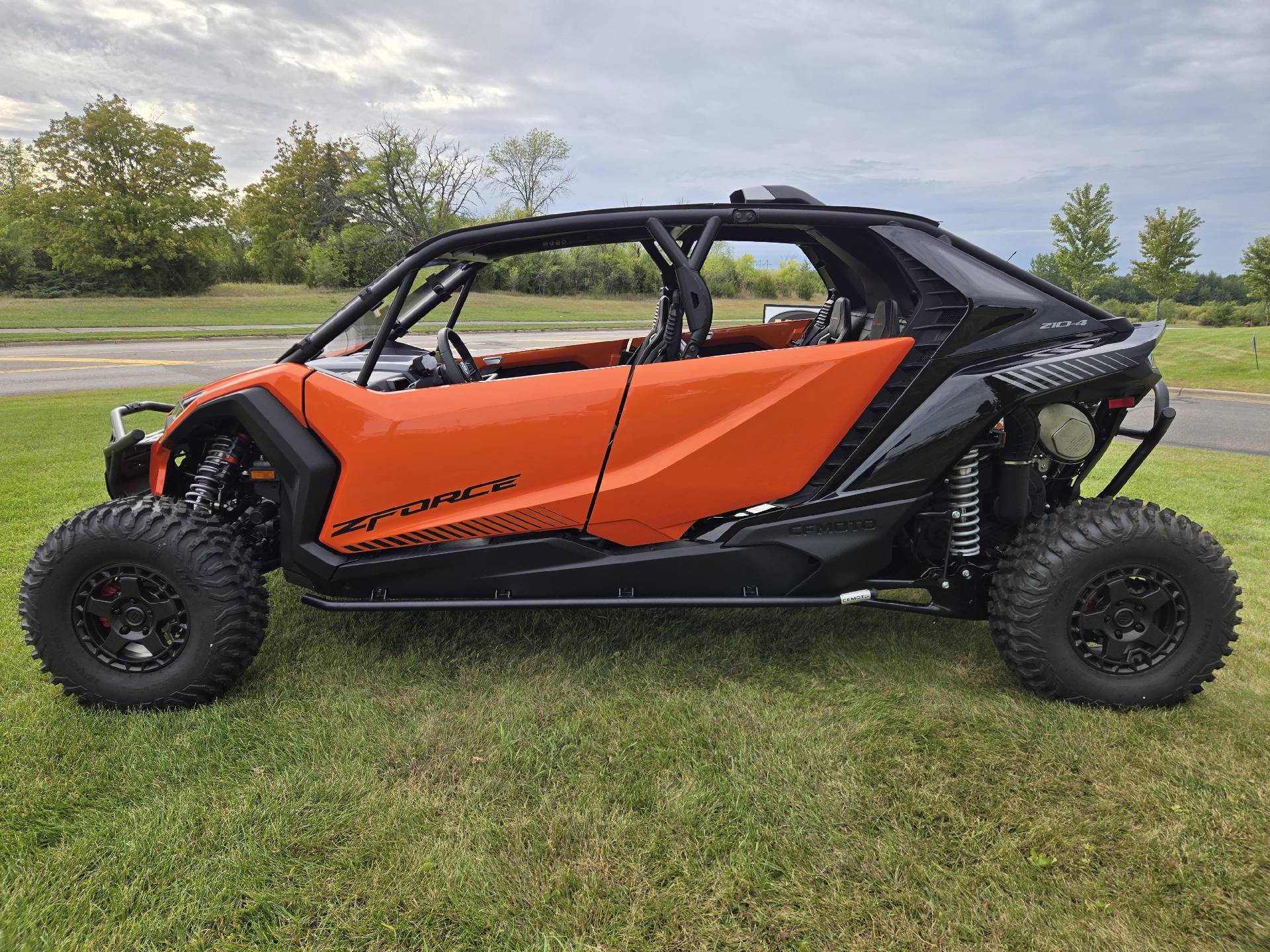 2026 CF MOTO ZFORCE Z10-4