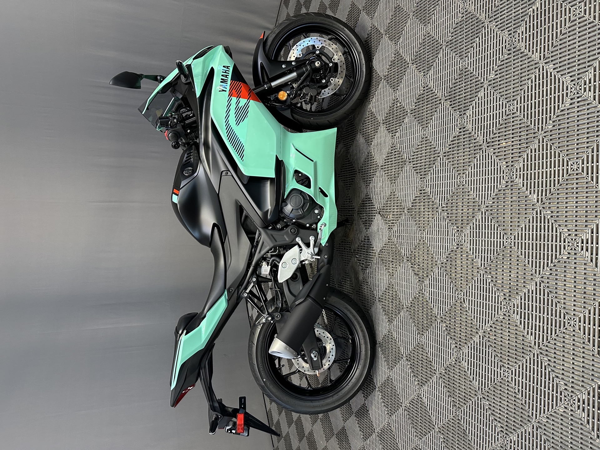 2026 Yamaha YZF R3 Miami Mint Green Matte Stealth Black for Sale