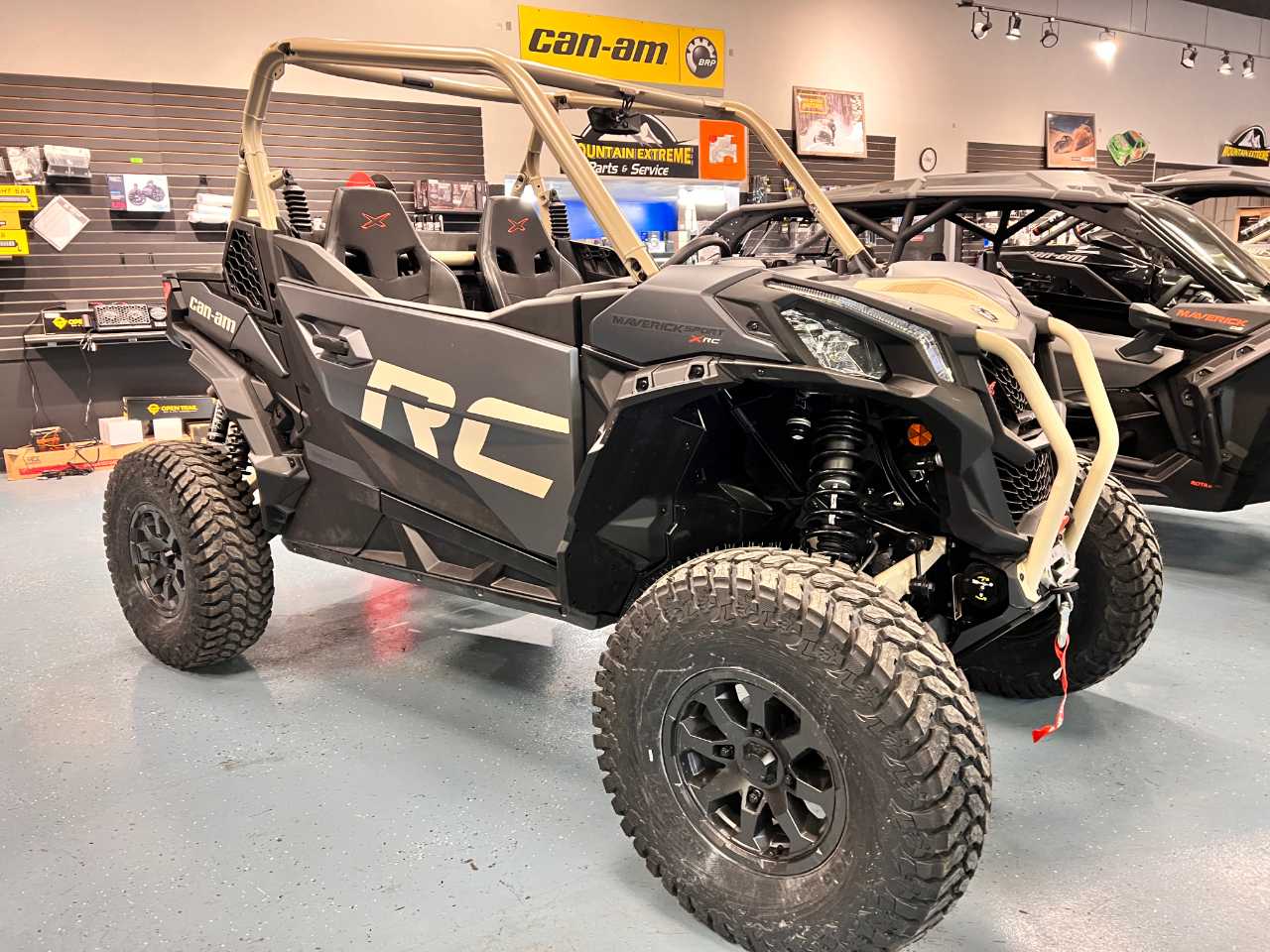 Can-Am Maverick Sport X RC 1000R Image