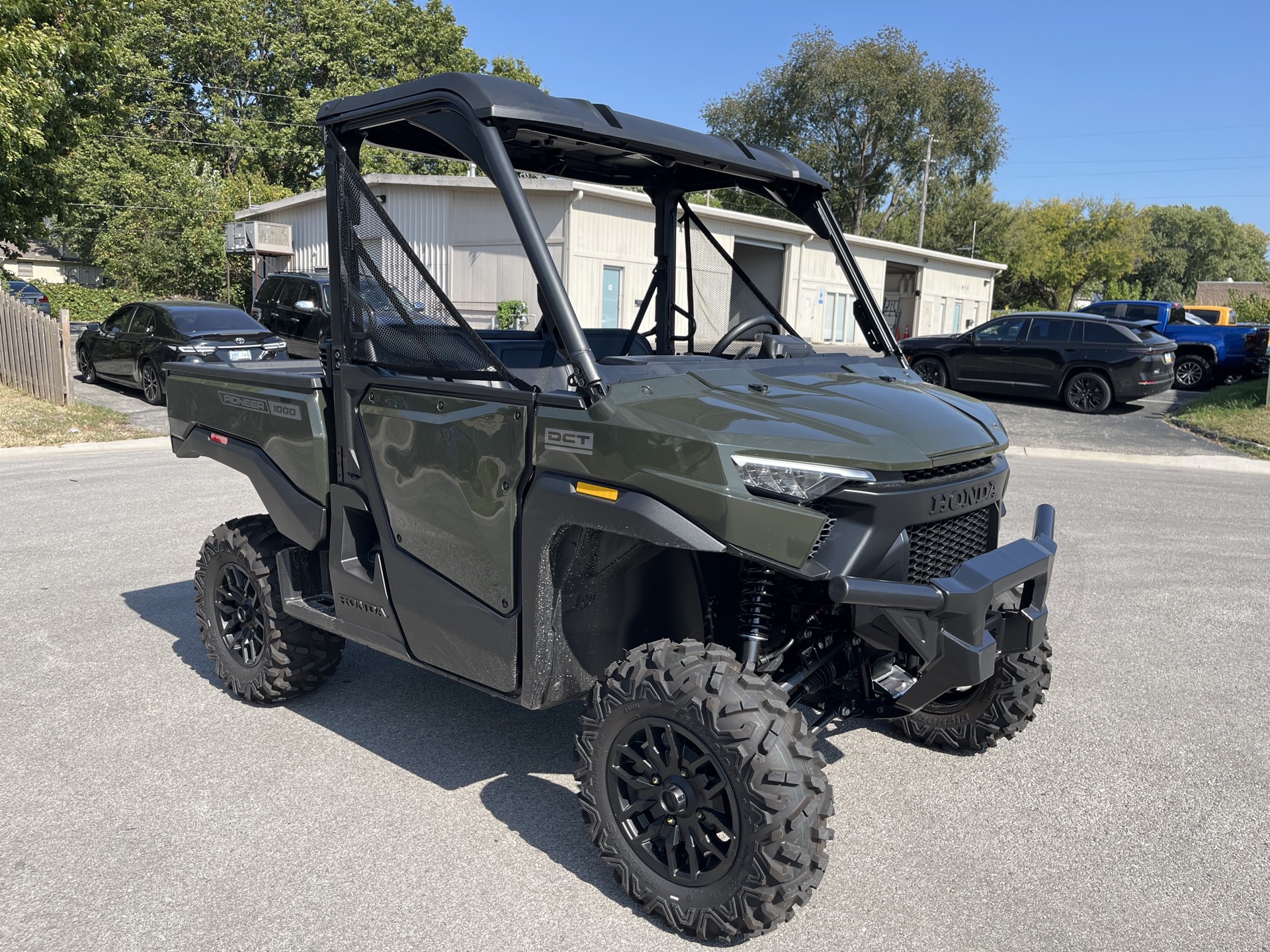 2026 HONDA PIONEER 1000 DELUXE