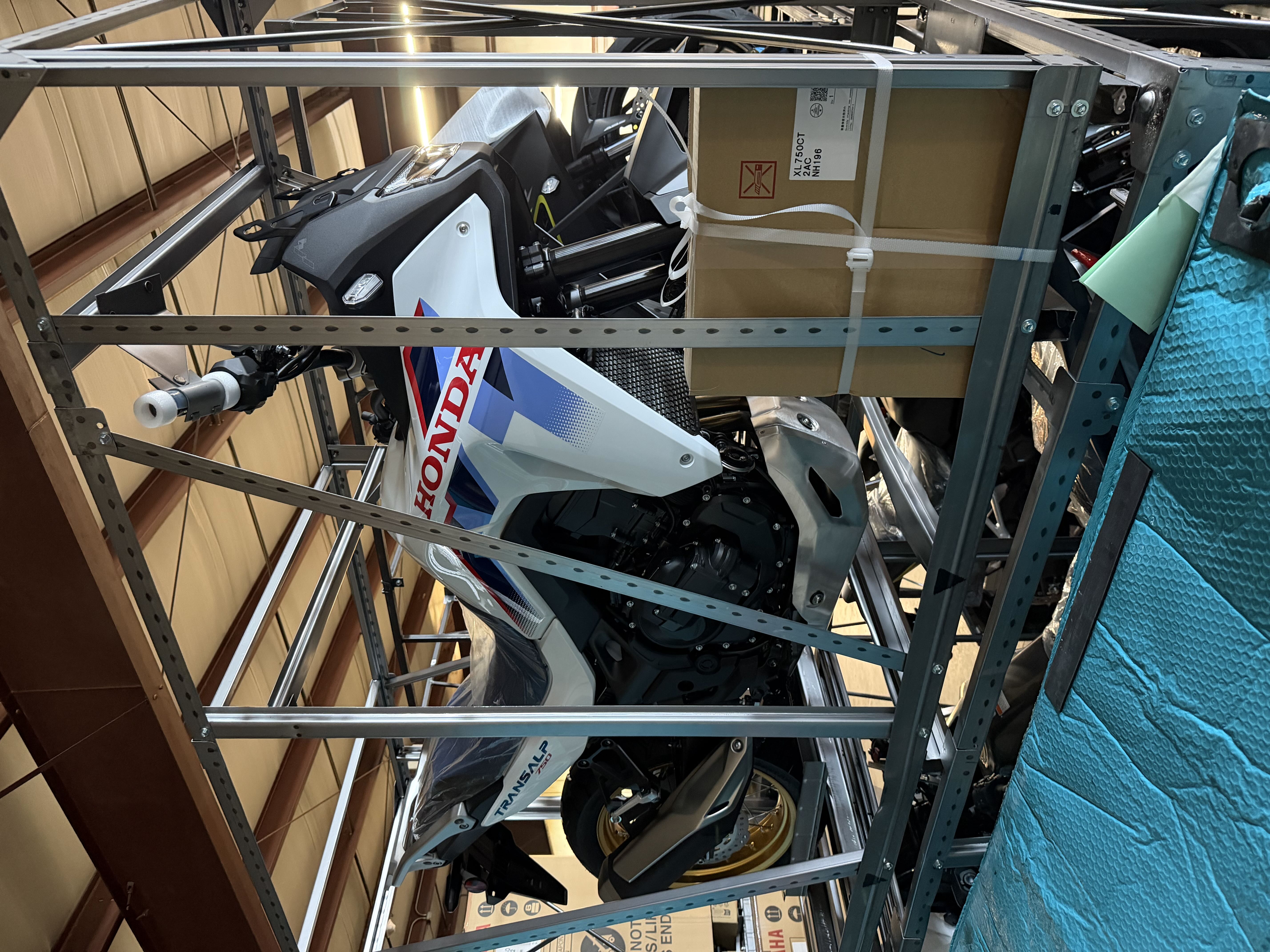2026 HONDA TRANSALP E-CLUTCH