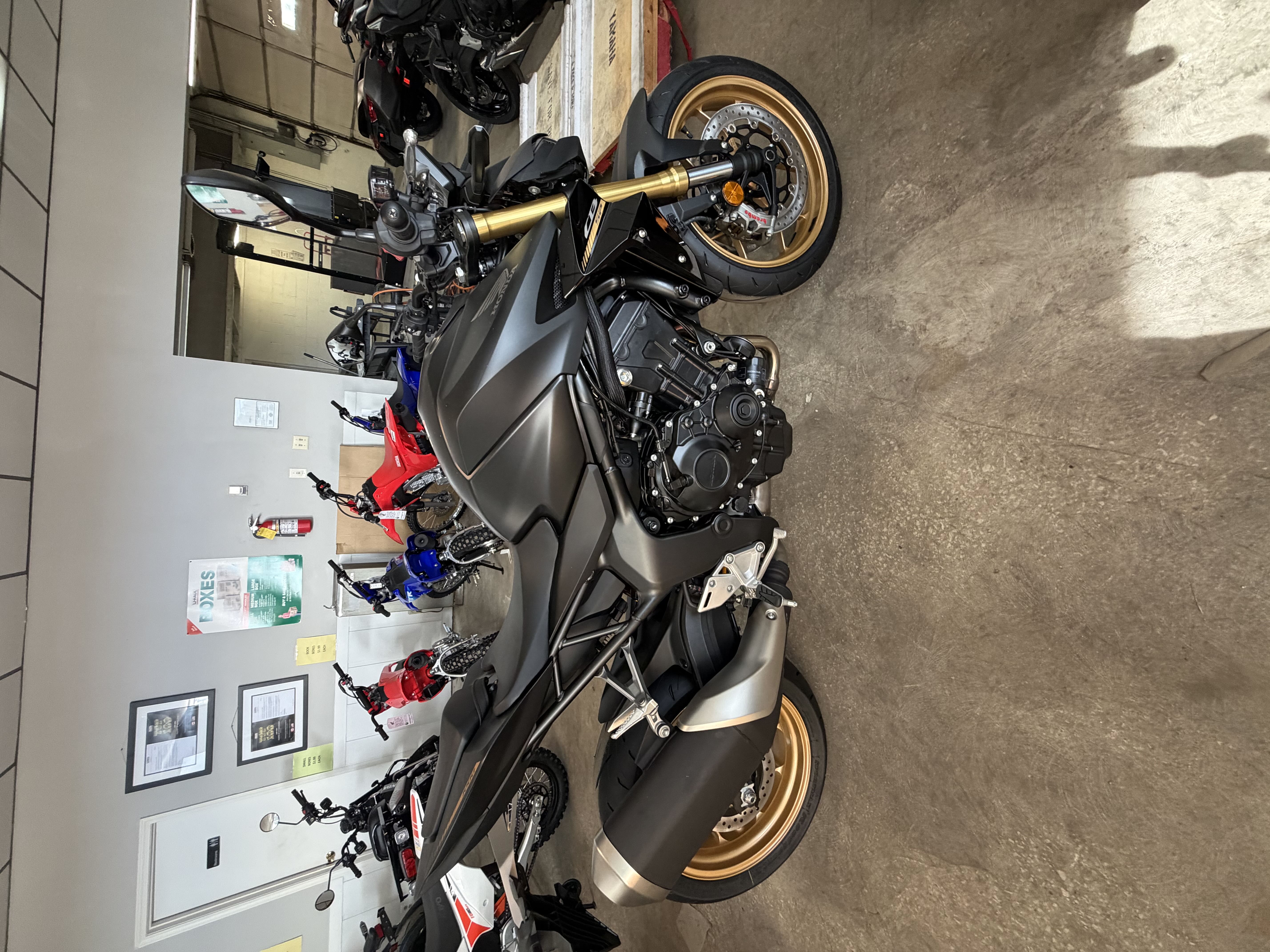 2026 HONDA CB