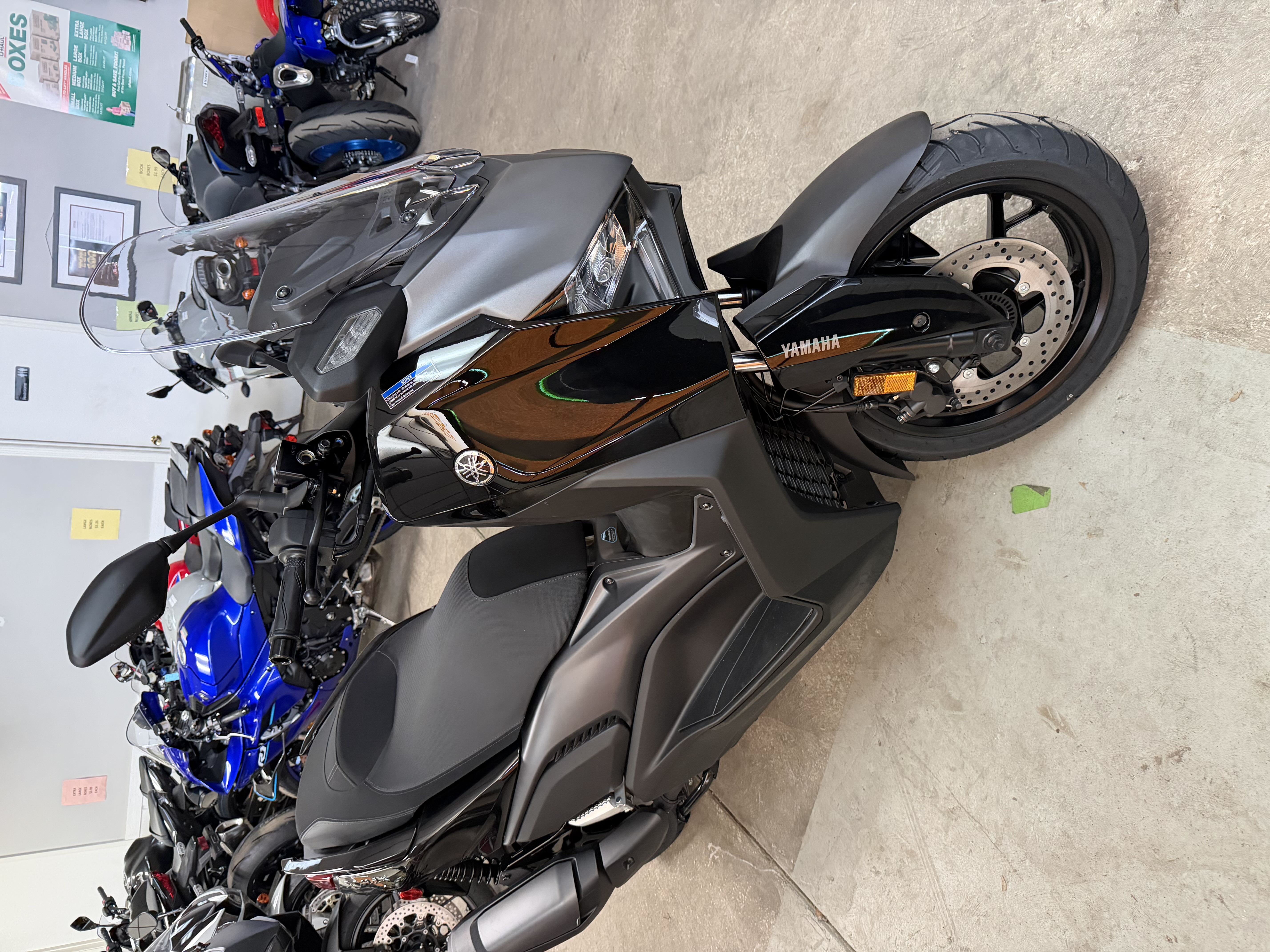 2026 YAMAHA XMAX
