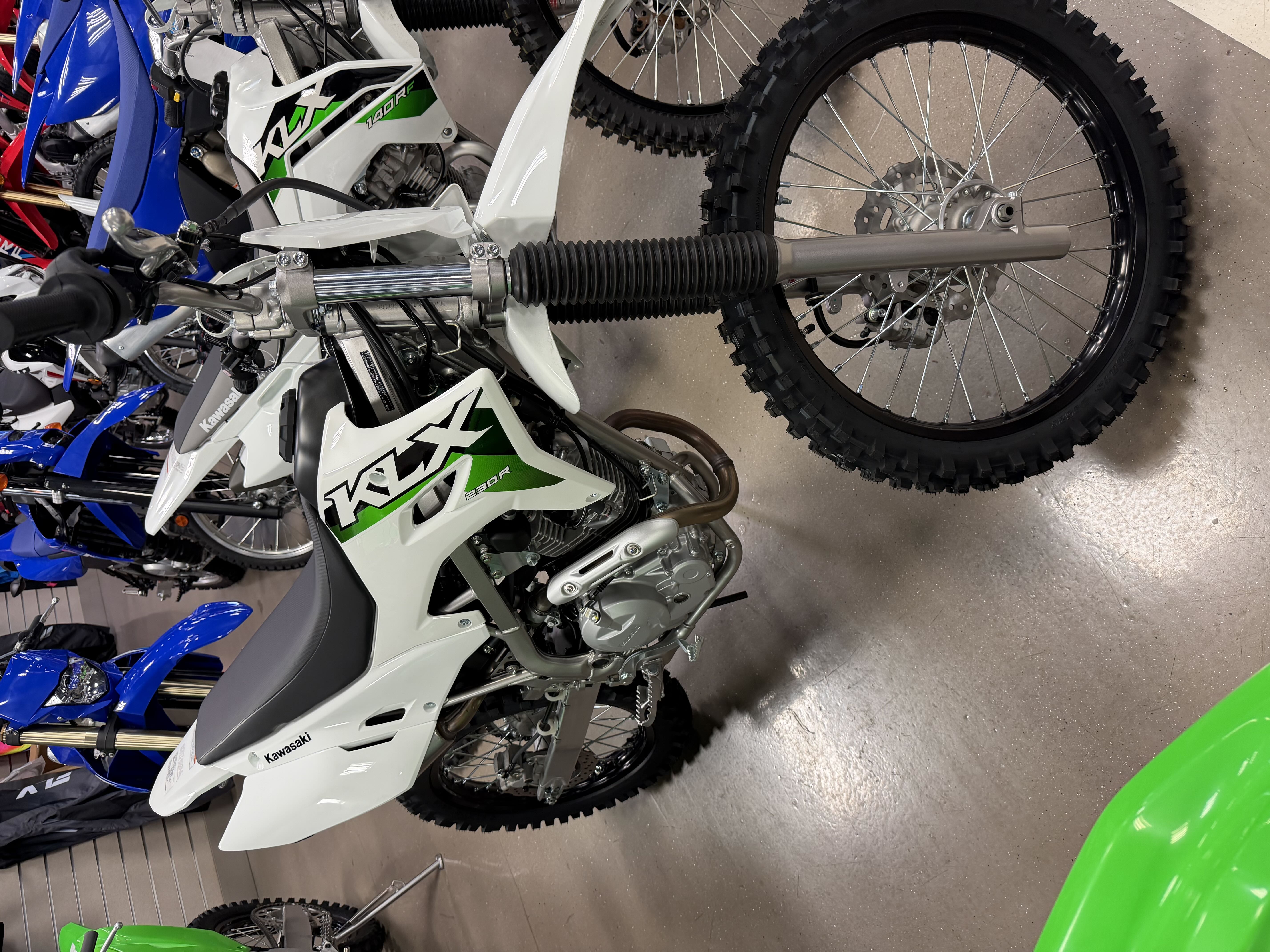 2027 KAWASAKI KLX®