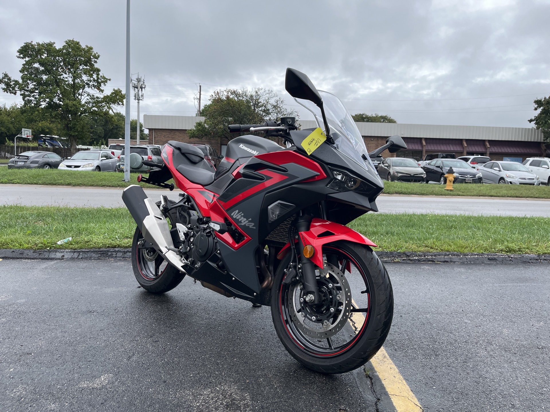 2024 KAWASAKI NINJA 500