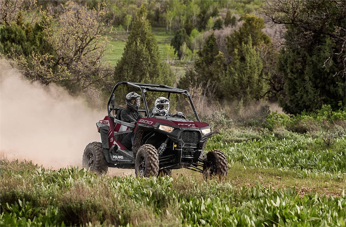 2020 Polaris RZR® - S 900 Premium for sale in the Pompano Beach, FL area. Get the best drive out price on 2020 Polaris RZR® - S 900 Premium and compare.