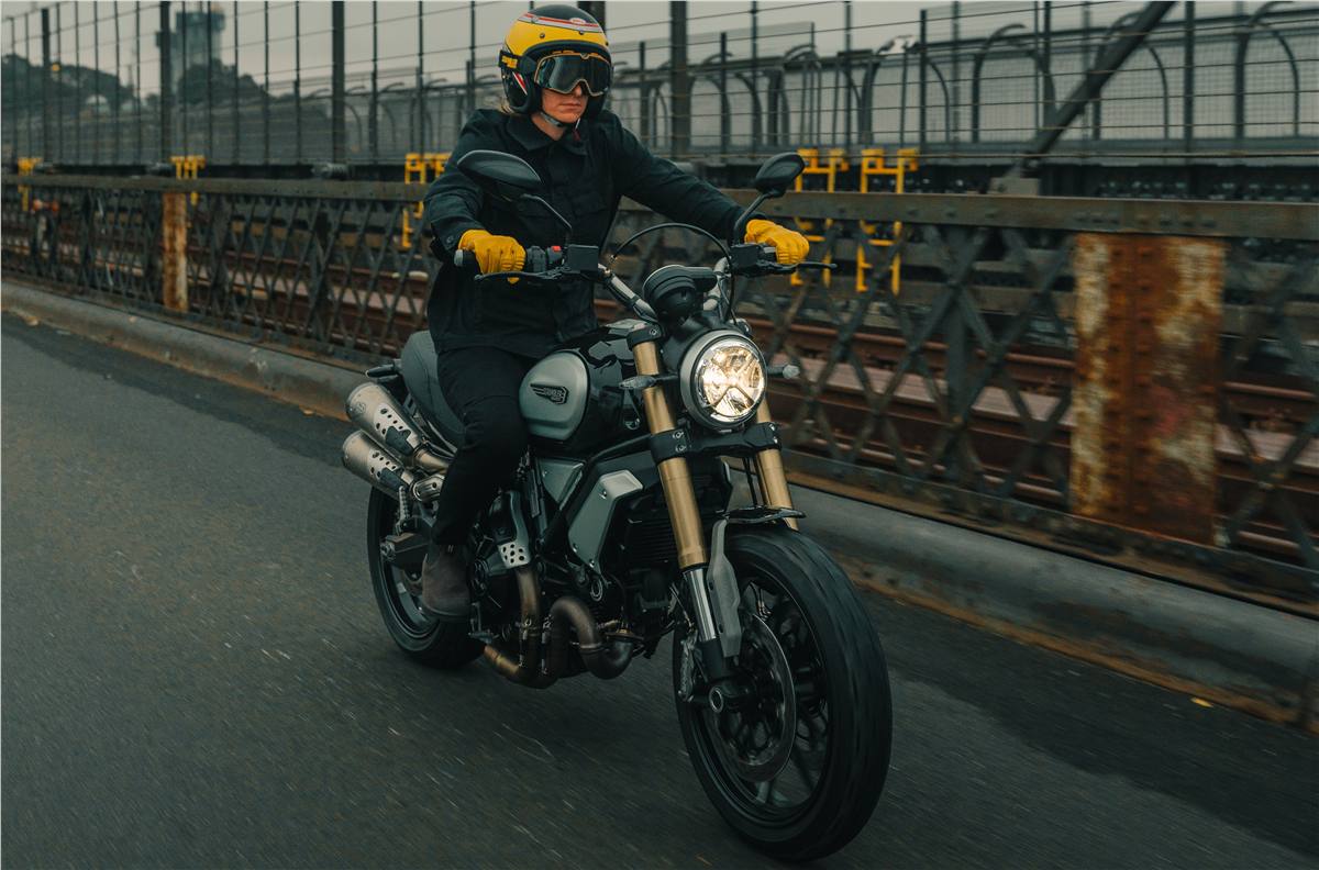 2021 Ducati Scrambler - 1100 for sale in the Pompano Beach, FL area. Get the best drive out price on 2021 Ducati Scrambler - 1100 and compare.