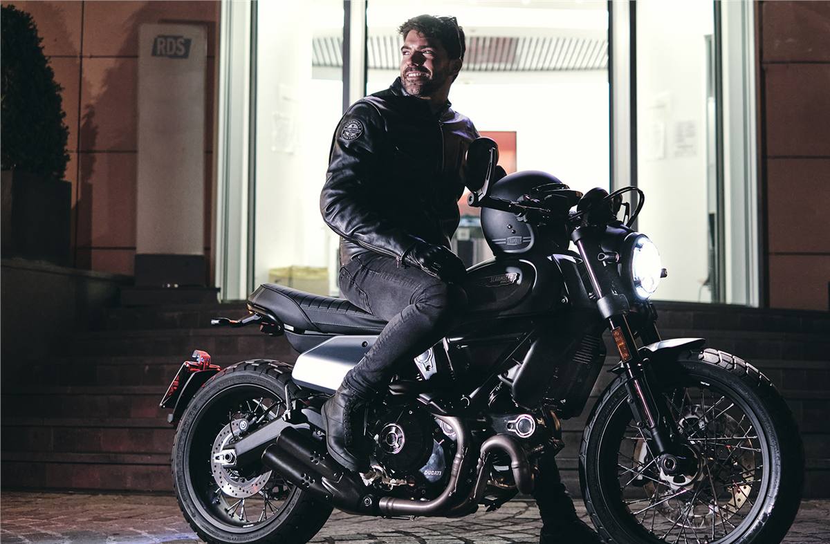 2021 Ducati Scrambler - NightShift for sale in the Pompano Beach, FL area. Get the best drive out price on 2021 Ducati Scrambler - NightShift and compare.