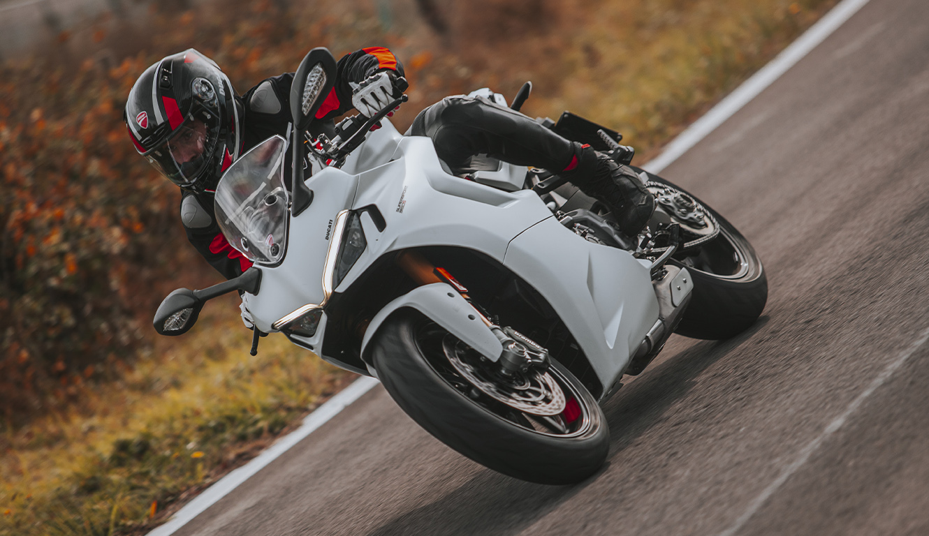 2021 Ducati SUPERSPORT - 950 S for sale in the Pompano Beach, FL area. Get the best drive out price on 2021 Ducati SUPERSPORT - 950 S and compare.