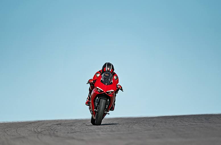 2021 Ducati Panigale - V2 for sale in the Pompano Beach, FL area. Get the best drive out price on 2021 Ducati Panigale - V2 and compare.