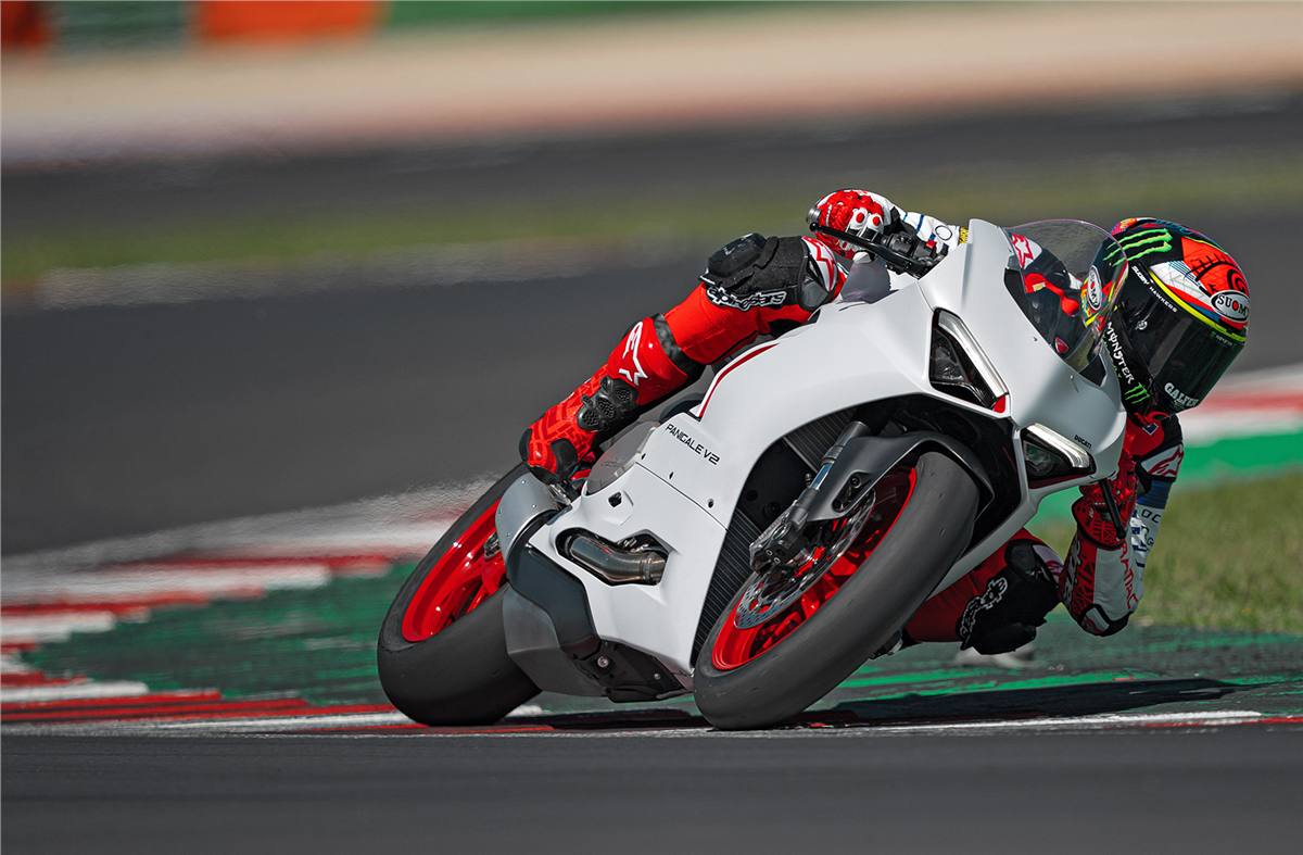 2021 Ducati Panigale - V2 for sale in the Pompano Beach, FL area. Get the best drive out price on 2021 Ducati Panigale - V2 and compare.