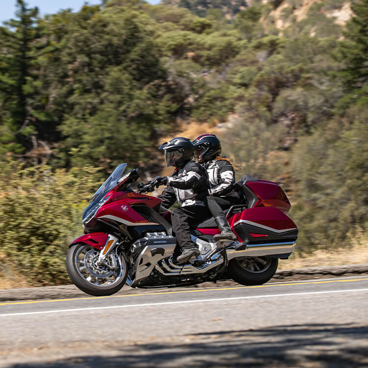 2021 Honda Gold Wing - Tour for sale in the Pompano Beach, FL area. Get the best drive out price on 2021 Honda Gold Wing - Tour and compare.