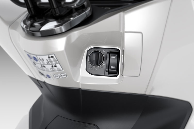 2021 Honda PCX150 - Base for sale in the Pompano Beach, FL area. Get the best drive out price on 2021 Honda PCX150 - Base and compare.