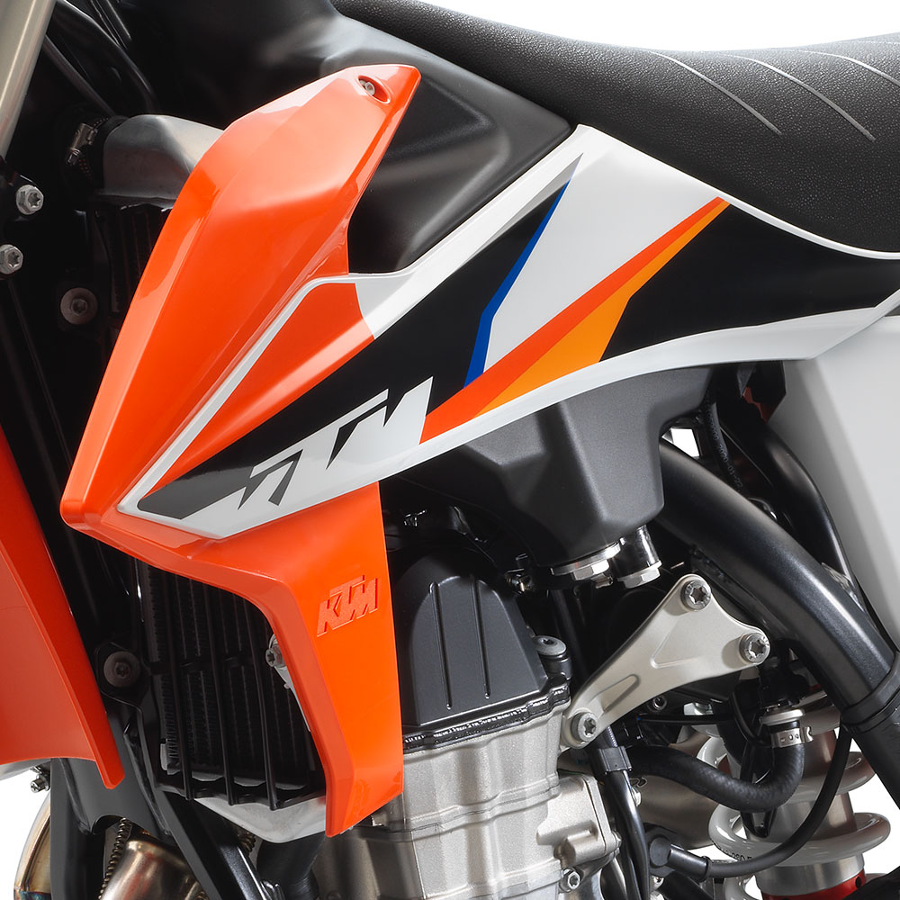 2021 KTM SMR - 450 for sale in the Pompano Beach, FL area. Get the best drive out price on 2021 KTM SMR - 450 and compare.