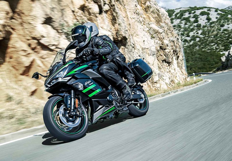 2021 Kawasaki NINJA® 1000SX - Base for sale in the Pompano Beach, FL area. Get the best drive out price on 2021 Kawasaki NINJA® 1000SX - Base and compare.