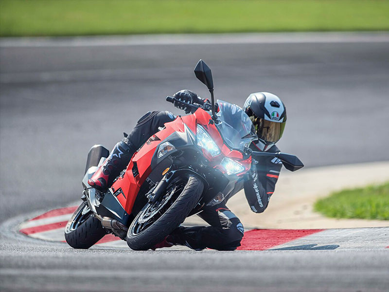 2021 Kawasaki NINJA® 400 ABS - Base for sale in the Pompano Beach, FL area. Get the best drive out price on 2021 Kawasaki NINJA® 400 ABS - Base and compare.