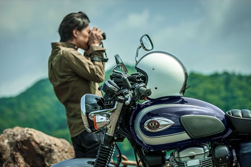 2021 Kawasaki W800 for sale in the Pompano Beach, FL area. Get the best drive out price on 2021 Kawasaki W800 and compare.