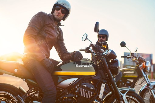 2021 Kawasaki Z - 900RS for sale in the Pompano Beach, FL area. Get the best drive out price on 2021 Kawasaki Z - 900RS and compare.
