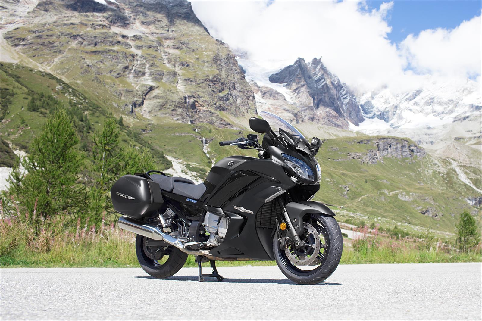 2021 Yamaha FJR1300 - ES for sale in the Pompano Beach, FL area. Get the best drive out price on 2021 Yamaha FJR1300 - ES and compare.