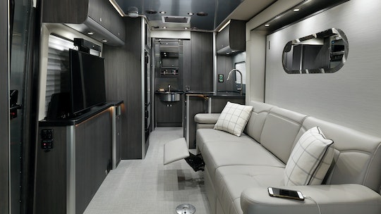 2023 Airstream Atlas™ - Murphy Suite for sale in the Pompano Beach, FL area. Get the best drive out price on 2023 Airstream Atlas™ - Murphy Suite and compare.