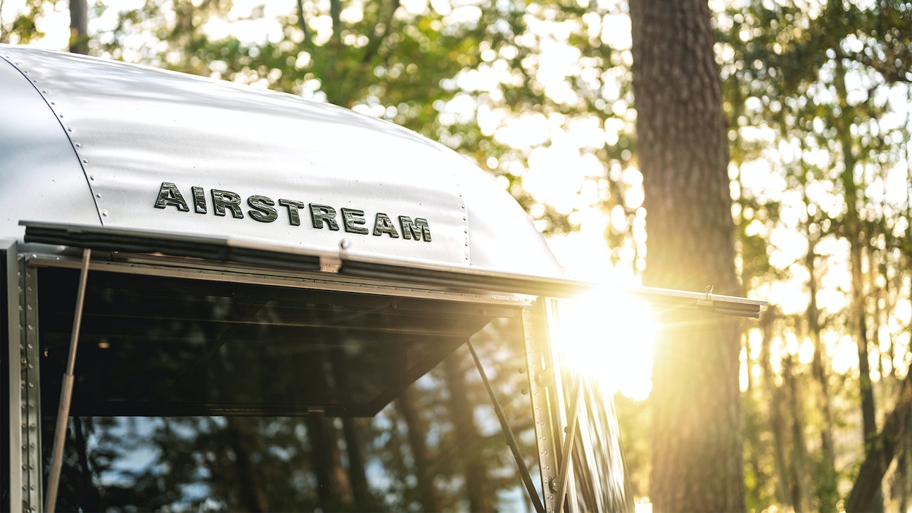 2023 Airstream Classic - 30RB for sale in the Pompano Beach, FL area. Get the best drive out price on 2023 Airstream Classic - 30RB and compare.