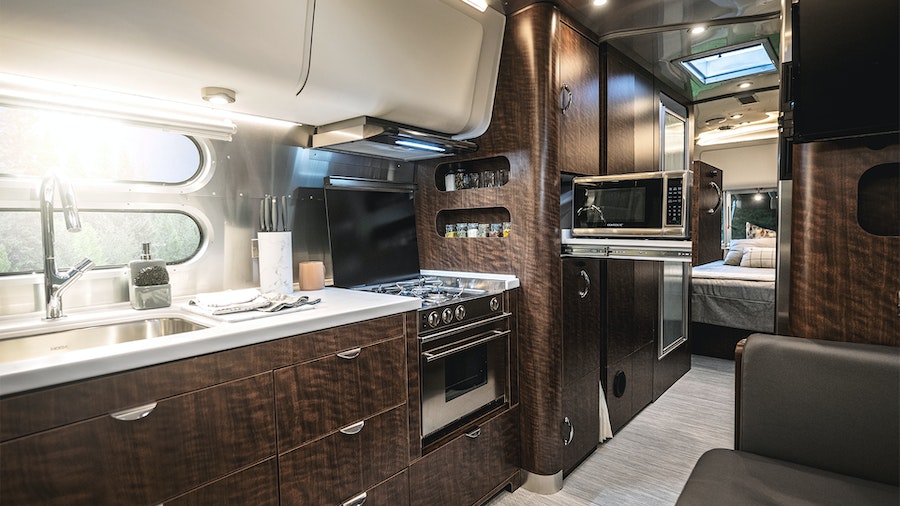 2023 Airstream Globetrotter - 25FB for sale in the Pompano Beach, FL area. Get the best drive out price on 2023 Airstream Globetrotter - 25FB and compare.