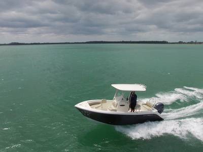 2023 Cobia 220 - CC for sale in the Pompano Beach, FL area. Get the best drive out price on 2023 Cobia 220 - CC and compare.