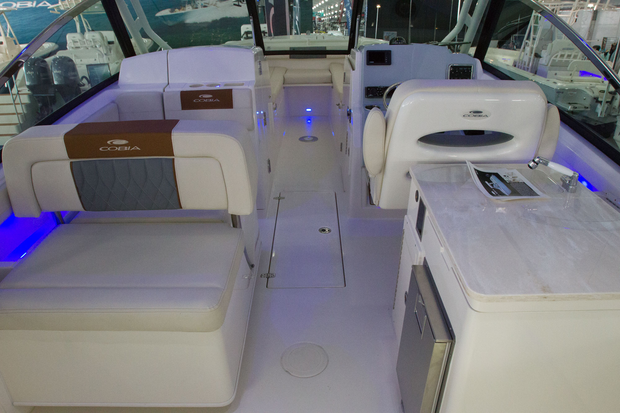 2023 Cobia 280 - DC for sale in the Pompano Beach, FL area. Get the best drive out price on 2023 Cobia 280 - DC and compare.