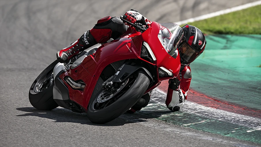 2023 Ducati PANIGALE - V2 for sale in the Pompano Beach, FL area. Get the best drive out price on 2023 Ducati PANIGALE - V2 and compare.