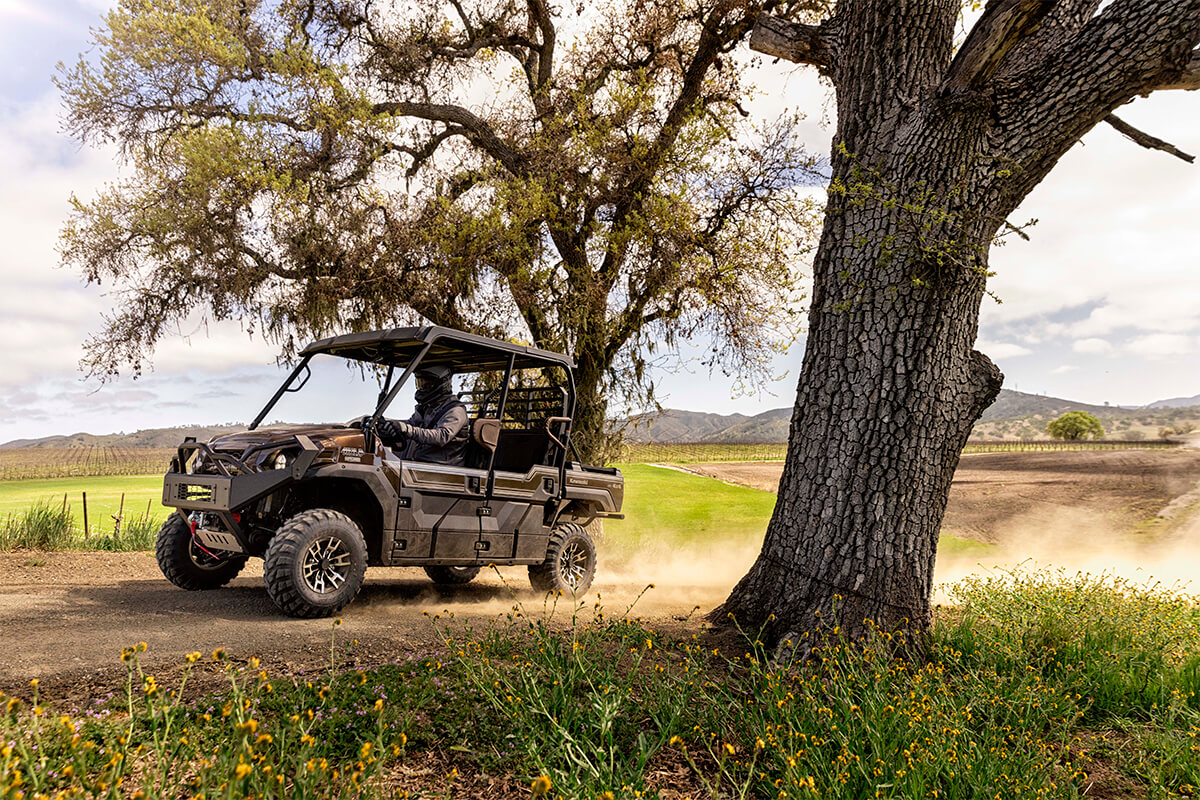 2023 Kawasaki MULE PRO - FXT™ RANCH EDITION PLATINUM for sale in the Pompano Beach, FL area. Get the best drive out price on 2023 Kawasaki MULE PRO - FXT™ RANCH EDITION PLATINUM and compare.