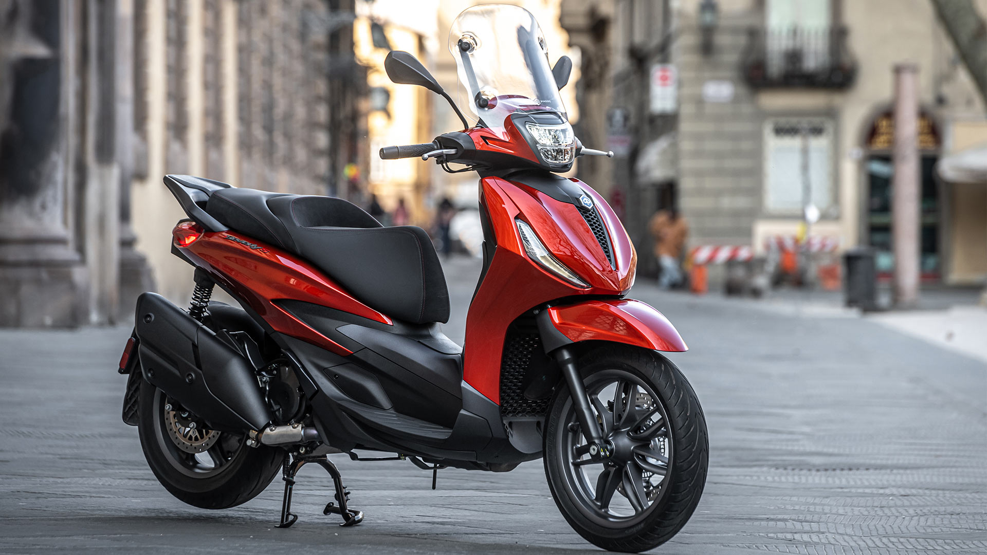 2023 Piaggio Beverly 400 S - Euro 5 for sale in the Pompano Beach, FL area. Get the best drive out price on 2023 Piaggio Beverly 400 S - Euro 5 and compare.