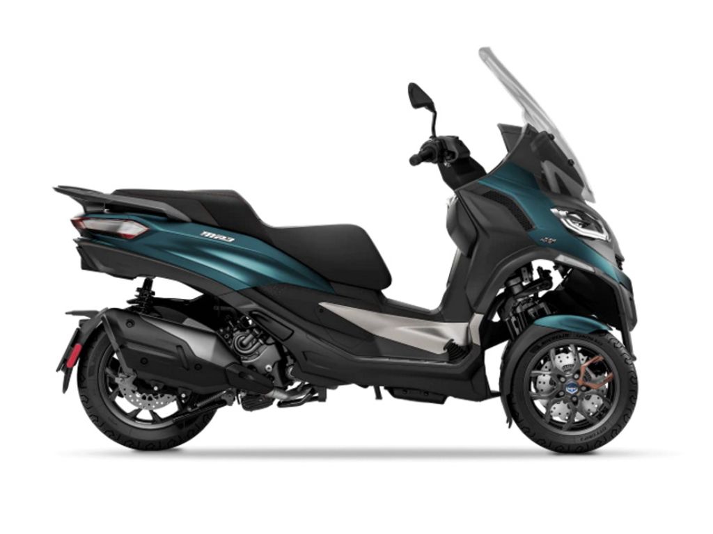 2023 Piaggio MP3 530 - Exclusive Euro 5 for sale in the Pompano Beach, FL area. Get the best drive out price on 2023 Piaggio MP3 530 - Exclusive Euro 5 and compare.